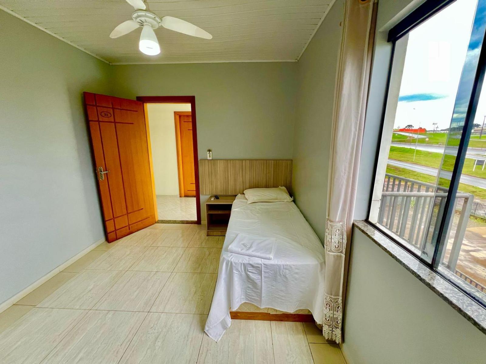 Hotel Guairaca グアラプアバ エクステリア 写真