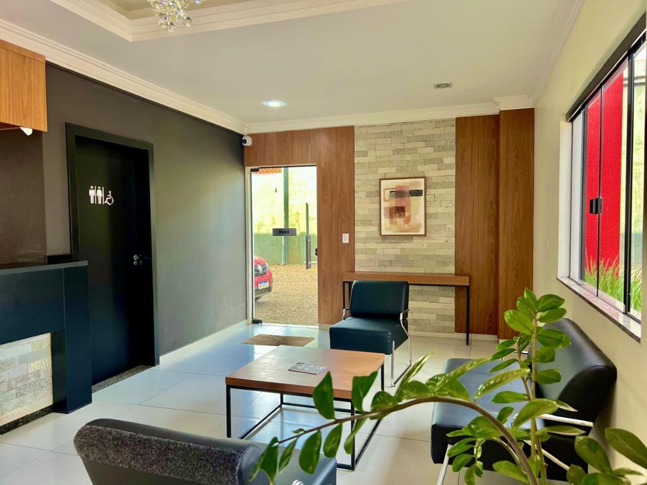 Hotel Guairaca グアラプアバ エクステリア 写真